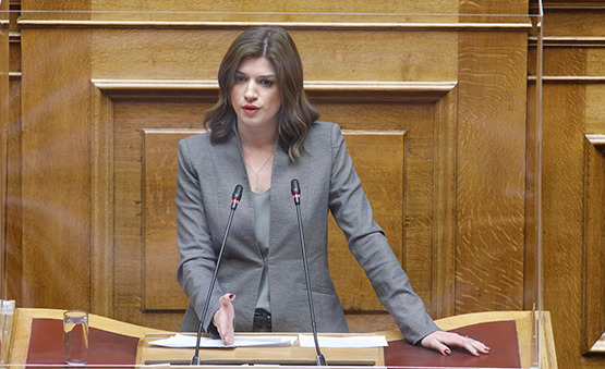 «Ψηφιακή έρημος» η Ελλάδα για τα Άτομα με Αναπηρίες. Στη Βουλή το θέμα με Επίκαιρη Ερώτηση της Κ. Νοτοπούλου προς την Υπουργό Κοινωνικής Συνοχής και Οικογένειας