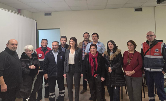 Χρέος της κυβέρνησης να δώσει λύσεις στα σοβαρά προβλήματα του ΕΚΑΒ στη Θεσσαλονίκη Επίσκεψη κλιμακίου του ΣΥΡΙΖΑ-ΠΣ στο ΕΚΑΒ Θεσσαλονίκης